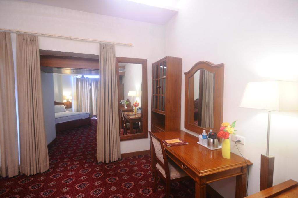 Hotel Jaipur Palace エクステリア 写真